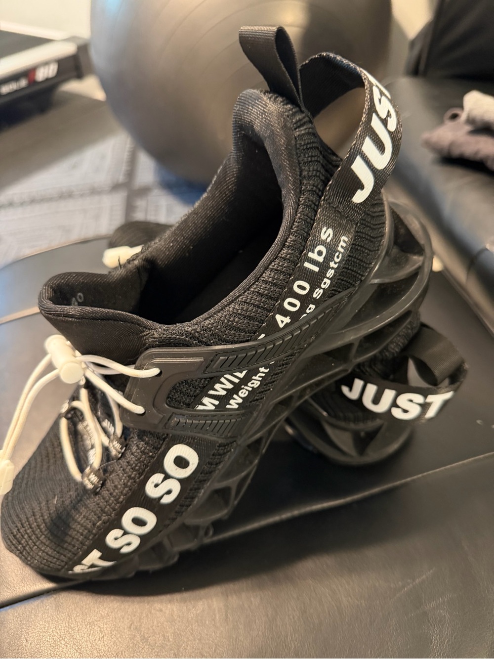 Women’s Just So So Black Blade Running Shoes Sz 9.5 New